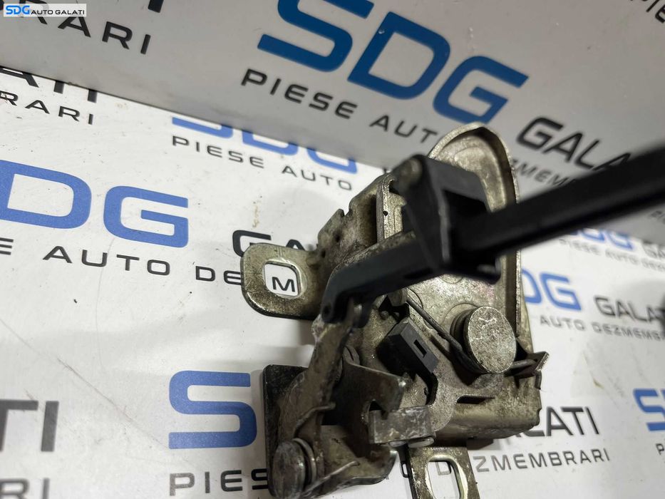 Broasca Incuietoare pentru Capota Motor Fiat Doblo 2005 - 2010 [B3465]