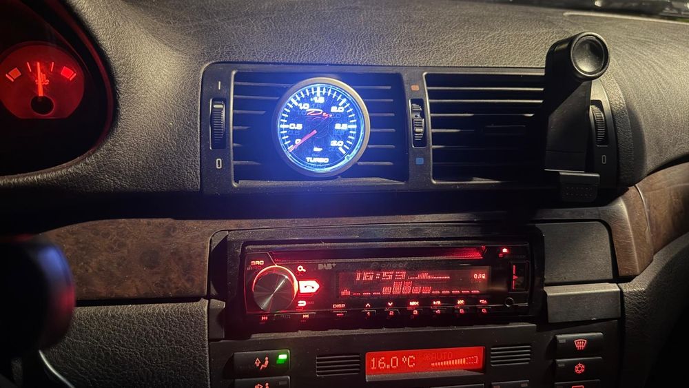 Bmw e46 320td COMPACT 200 Cai