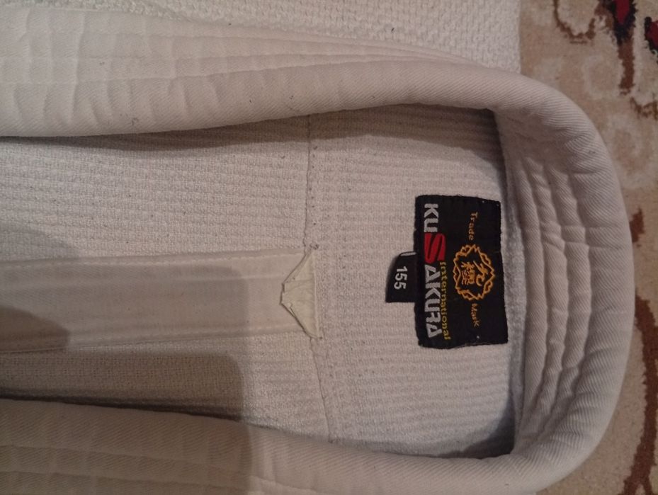 продам сакура белый