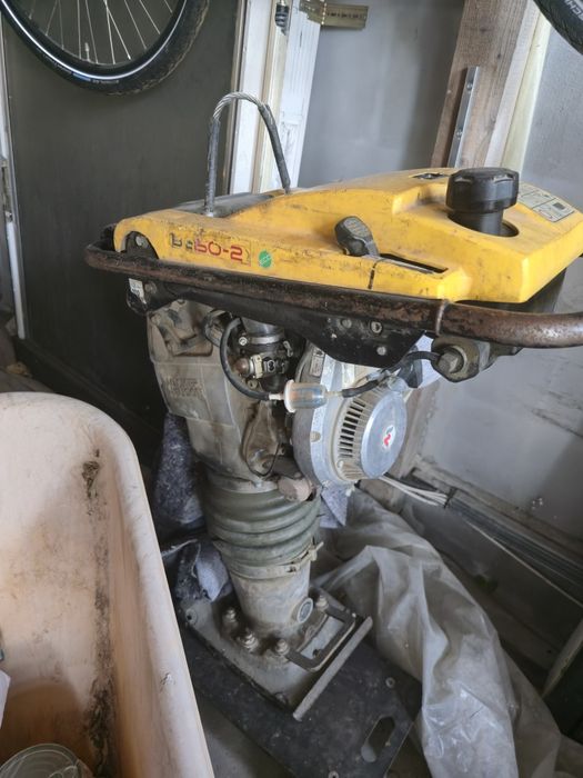 Compactor cangur Wacker Neuson BS 50-2 – 132 ore de funcționare