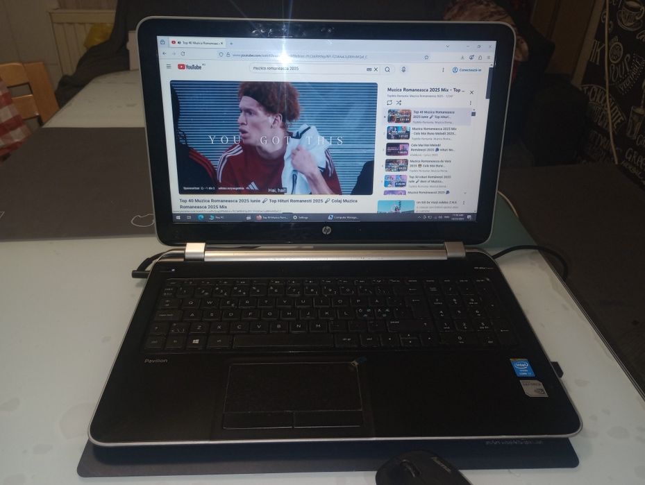 HP 15, Intel i7, video dedicat 2 gb, 8 gb ram,  1.000 GB , ieftin
