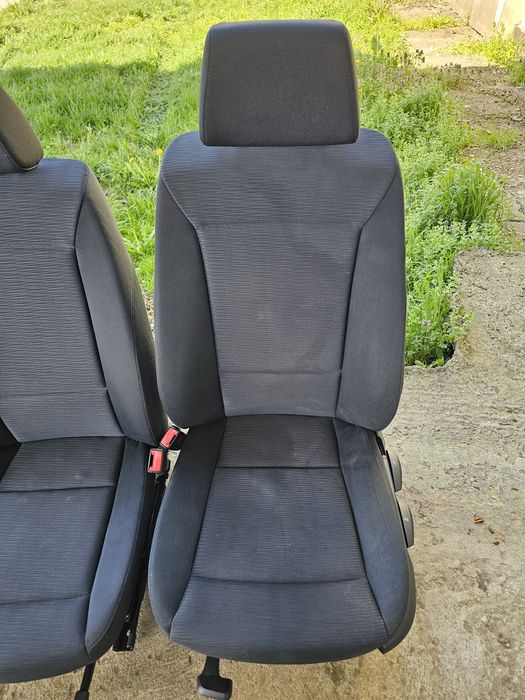 Tapiterie interior scaune fata încălzite  bancheta bmw 118 facelift