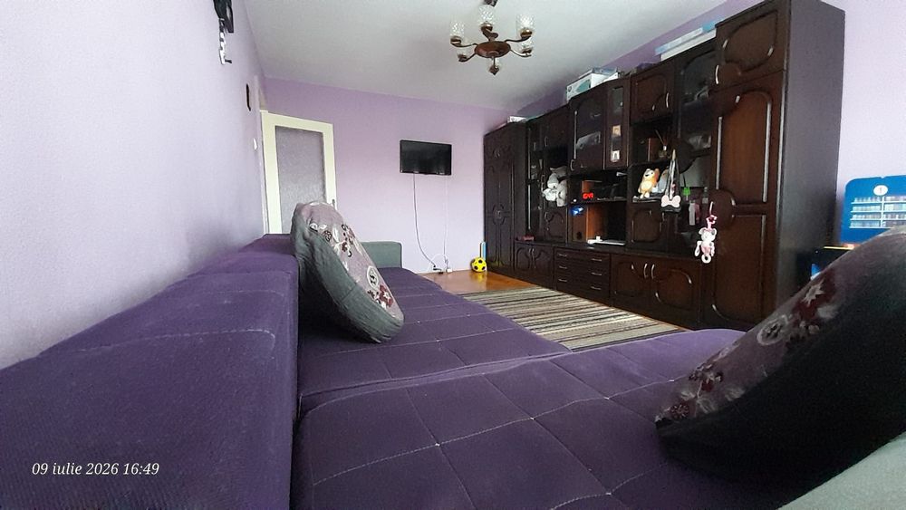 Vând apartament 2 camere Str Fabricii de Zahar