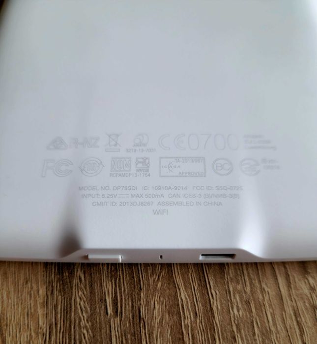 БЕЗПЛАТНА ДОСТАВКА електронна книга / четец Amazon Kindle с подсветка