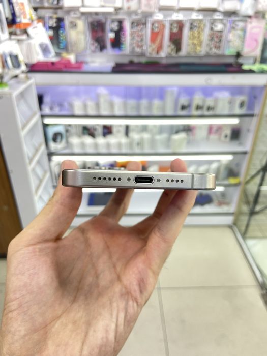 iPhone 15 Pro Max 256Gb ideal