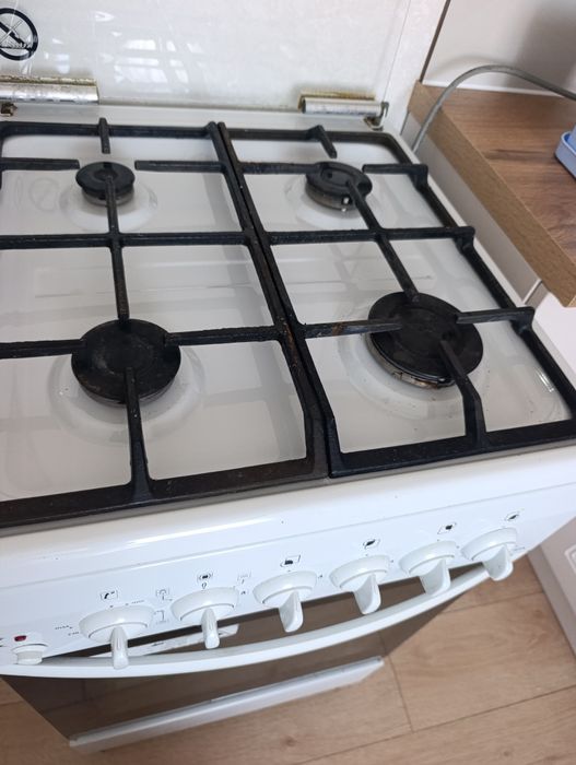 Продам газовую плиту 50 см