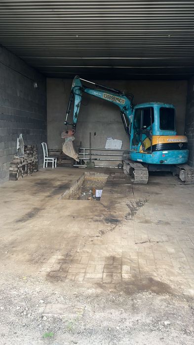 Услуги мини экскаватора 5 тон блоха 4 тон. Дешёво и быстро