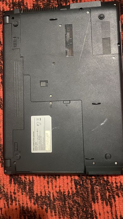 Noutbuk DNS core i5 8/500gb HDD