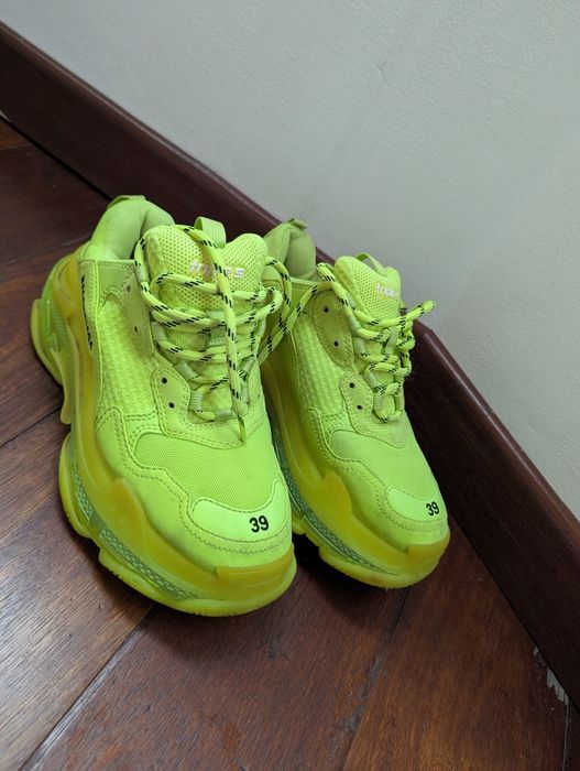 Balenciaga Triple S Neon 39