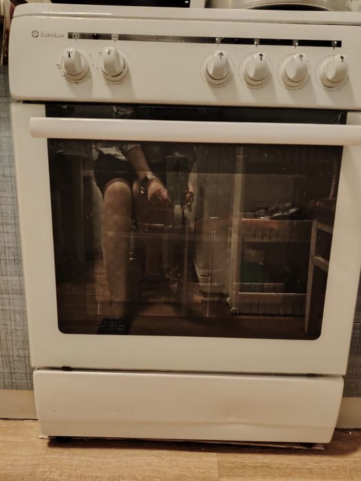 продам эл. плиту