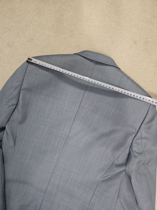 Цял мъжки костюм