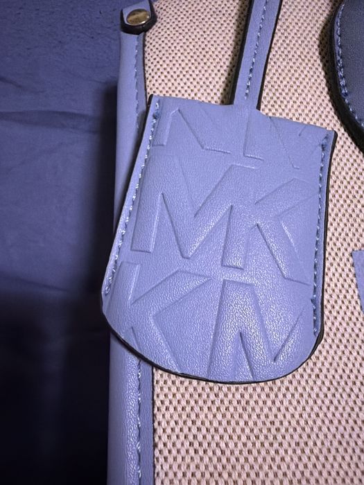 Michael Kors.      -      дамска чанта