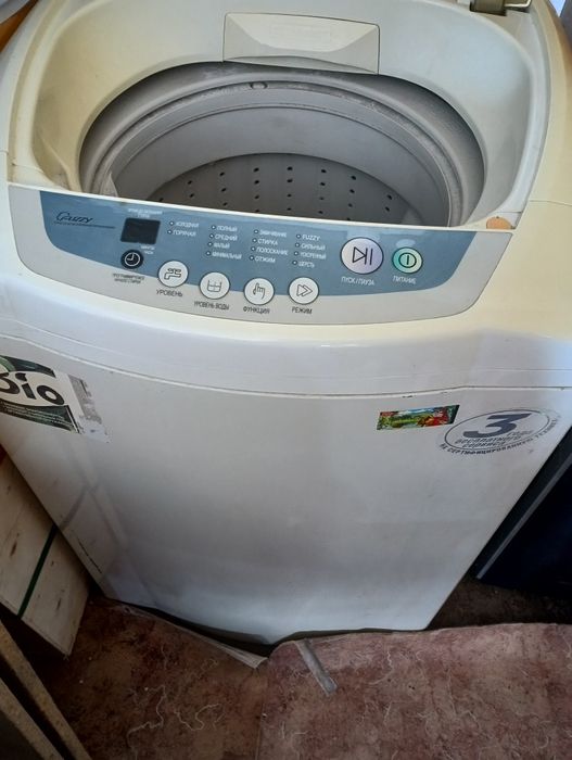 Продам стиральную машину