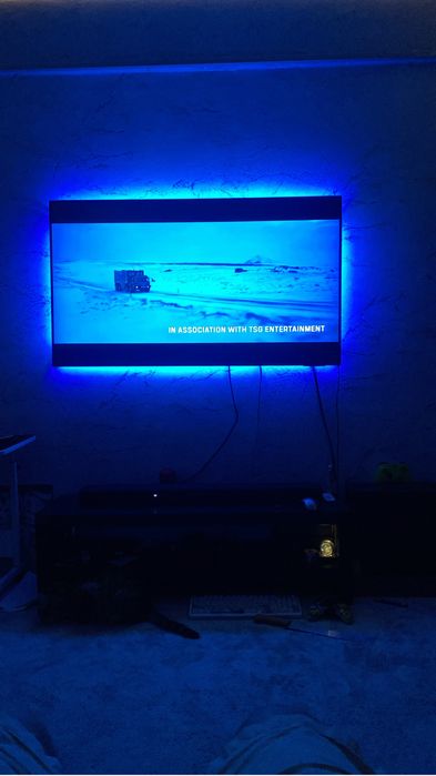 Продам умную подсветку для телевизора