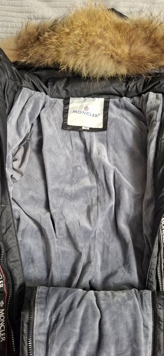 Зимний  комбинезон-трансформер Moncler