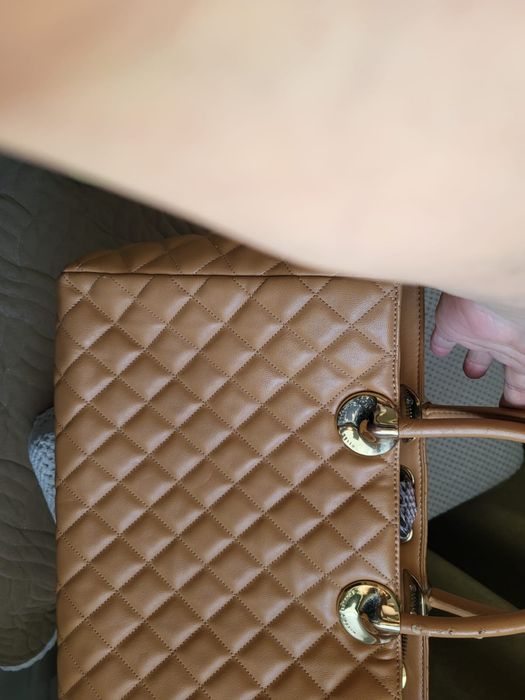 Сумка charles & keith
