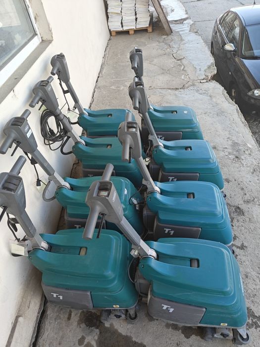 Masini spalat pardoseli Tennant T1 pe baterie sau electrice