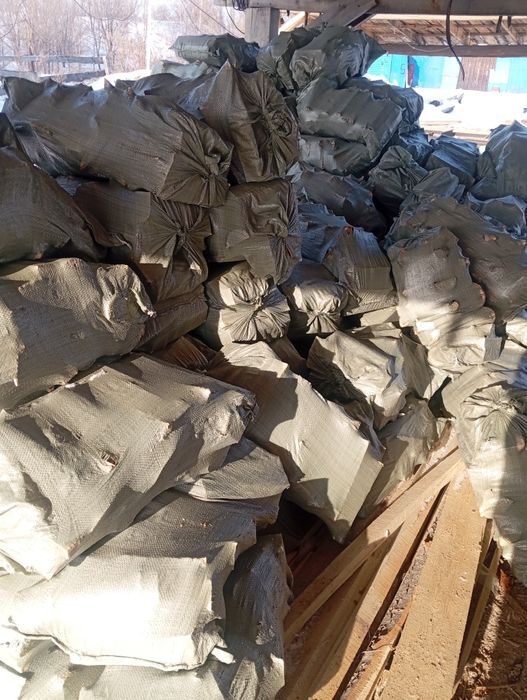 Дрова продам кубами мешками