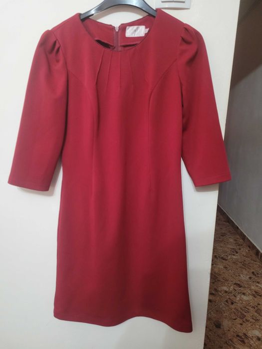 Rochie grena office, eleganta, impecabila, marimea S