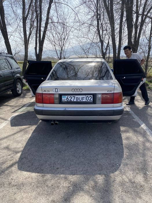 продам ауди на ходу