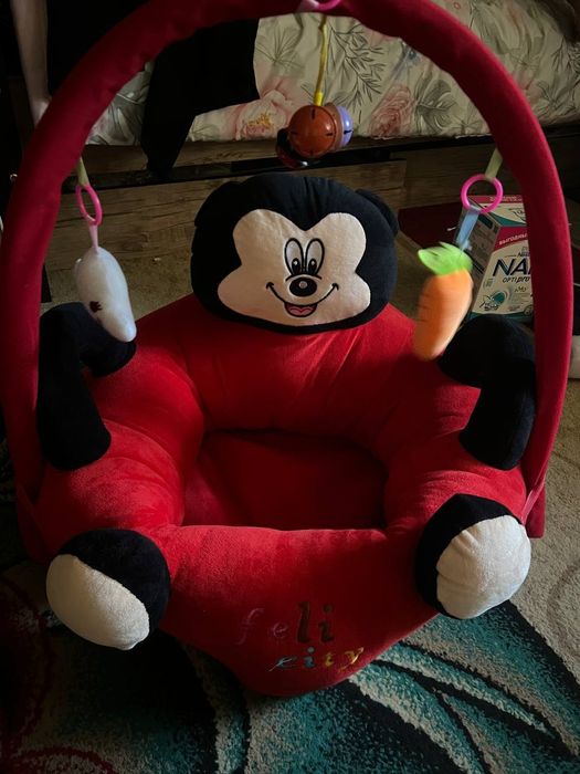 Bolalar uchun yumshoq stol