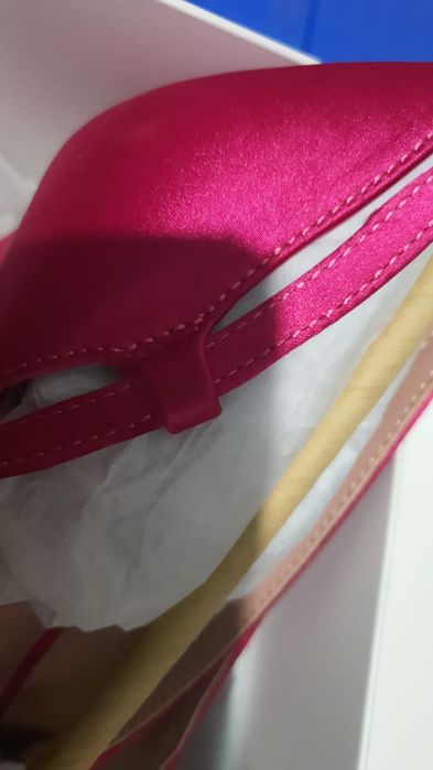 Pantofi dama ocazie Reiss Geneve Pink Satin. Noi mas.37