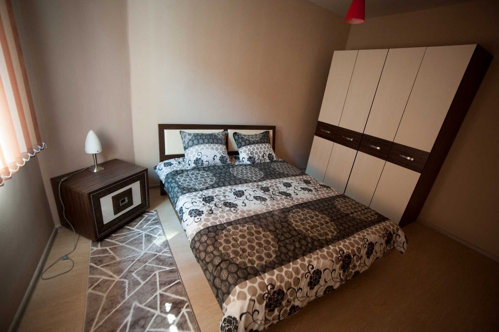 Продава се Къща в Пловдив, Център - 250 кв.м за 1400 €/кв.м - Снимка #9