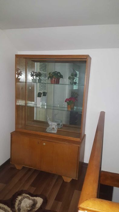 Vând vitrină sufragerie. Suceava, Dărmănești
