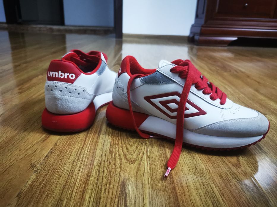 Pantofi Umbro 36
