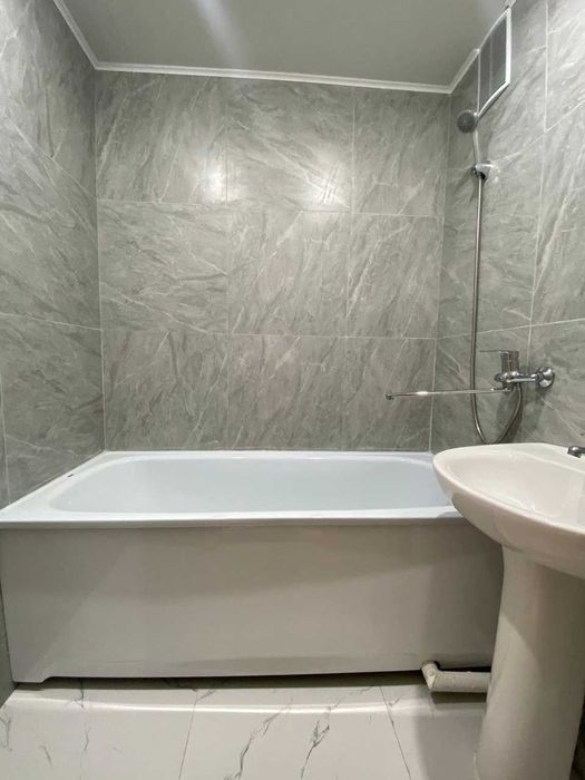 Продам 2шку с ремонтом в районе ЖД больницы