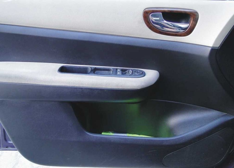 ЧАСТИ ПЕЖО 307 Peugeot 2001-2008г. бензин, 1400куб, 55kW, 75kс.