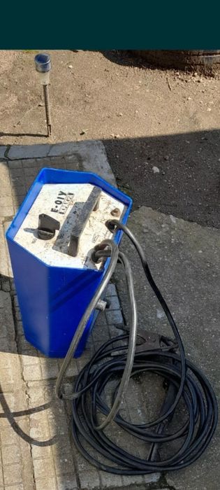 Продавам електрожен Кракра Е-01у