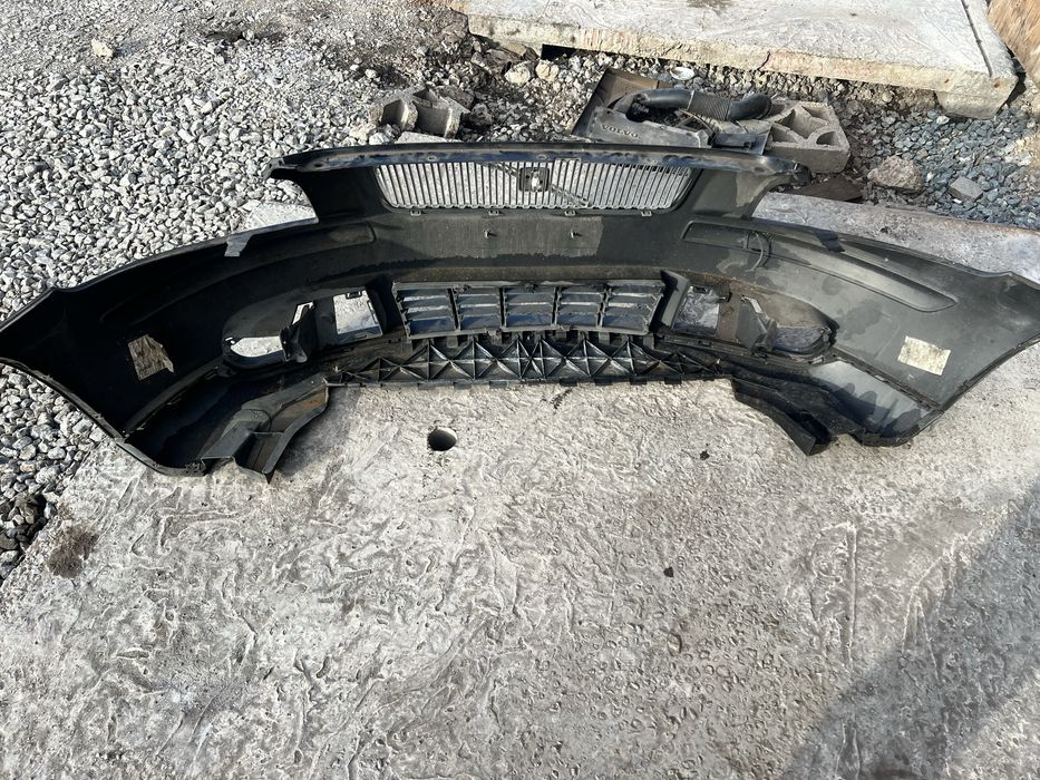 Бампер передний Volvo S40II/V50