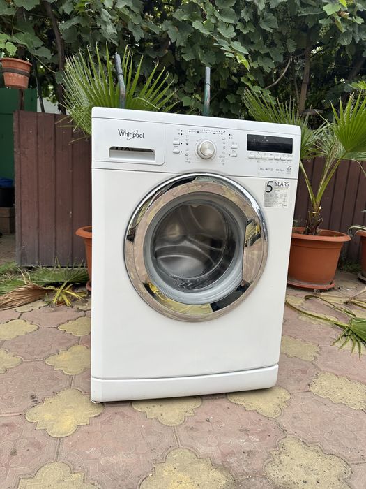 Vând masina spalat whirpool 7 kg