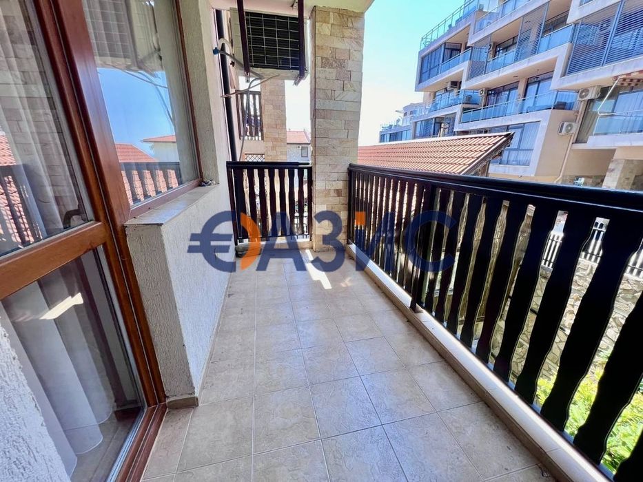 Продава се Двустаен апартамент в Свети Влас - 67 кв.м за 1157 €/кв.м - Снимка #12