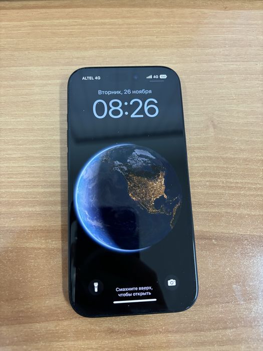 Продам айфон 15