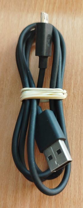 Продавам таблет Lenovo, абсолютно запазен, работи перфектно