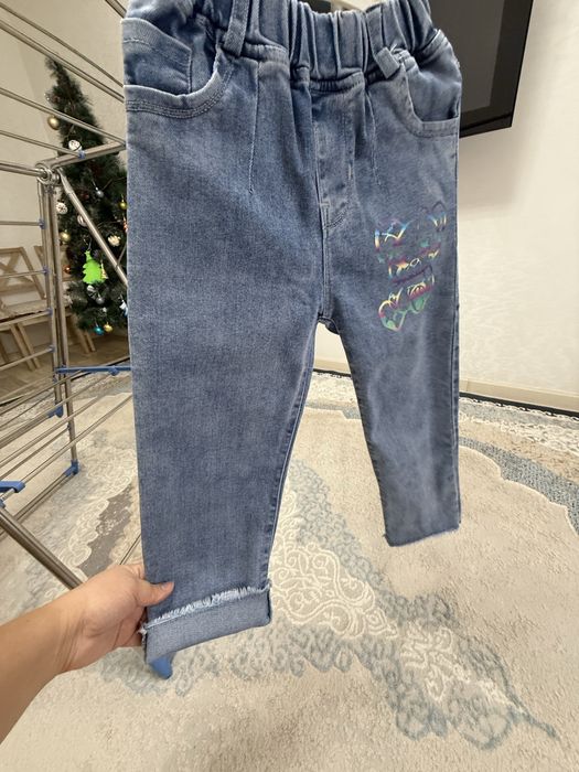 Джинсы для девочки