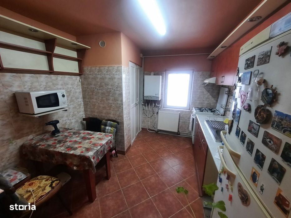 Apartament 3 camere decomandate Micro 16 - Satu Mare