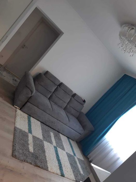 Închiriem apartament cu 3 camere