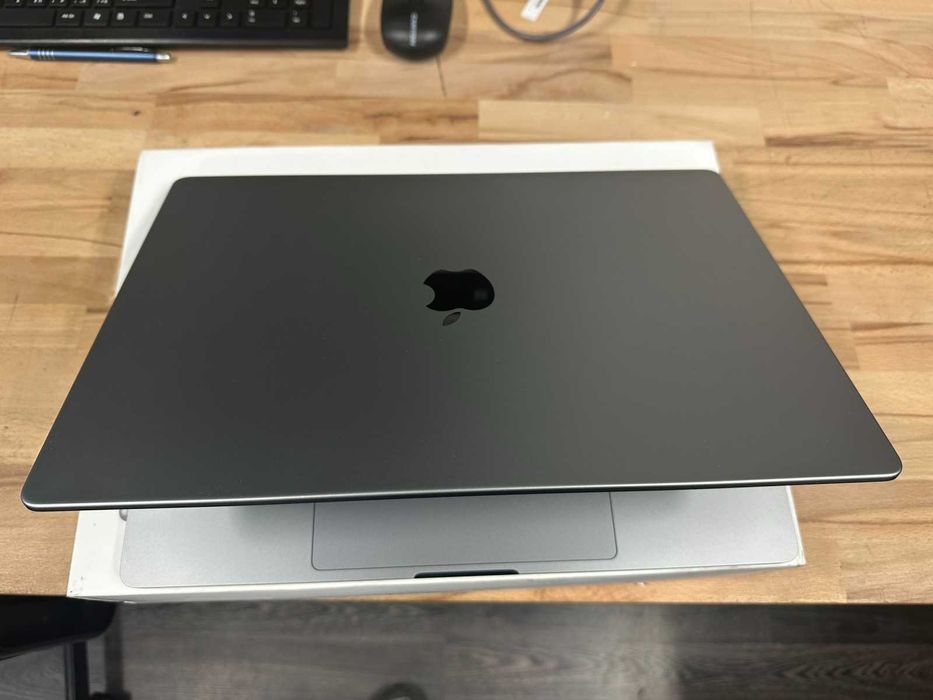 Apple MacBook Pro 16” M1 PRO A2485 16GB RAM 512GB SSD 16C GPU