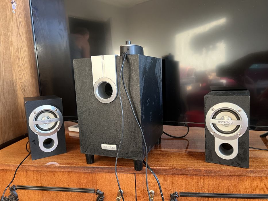 Продается сабуфер с колонками