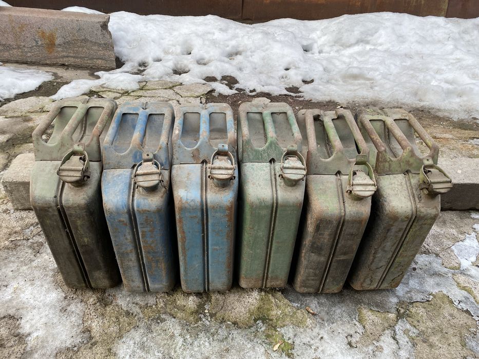 Канистры 20 л 6 шт