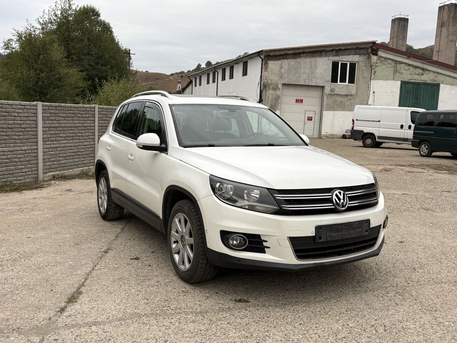 Vand Volkswagen Tiguan , an 2012 , motor 2.0 TDI ,140 cp , tractiune fata , cutie manuala