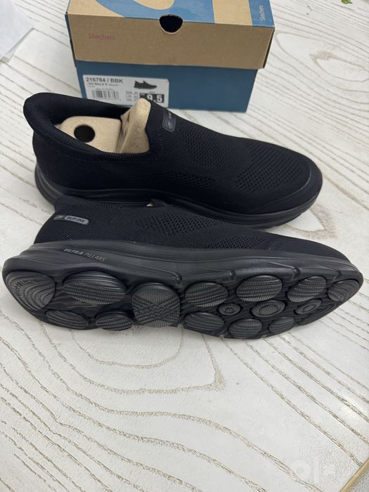 Skechers оригинал 43 размер