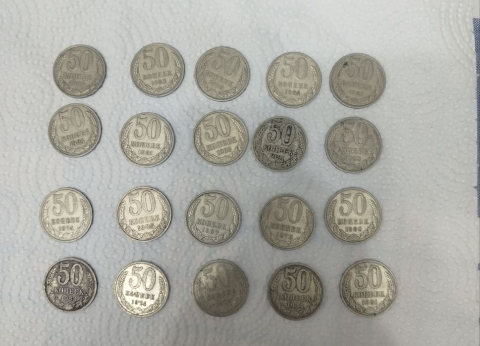 Продам м о н е т ы