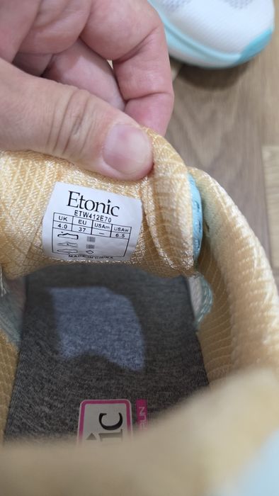 Кроссовки Etonic