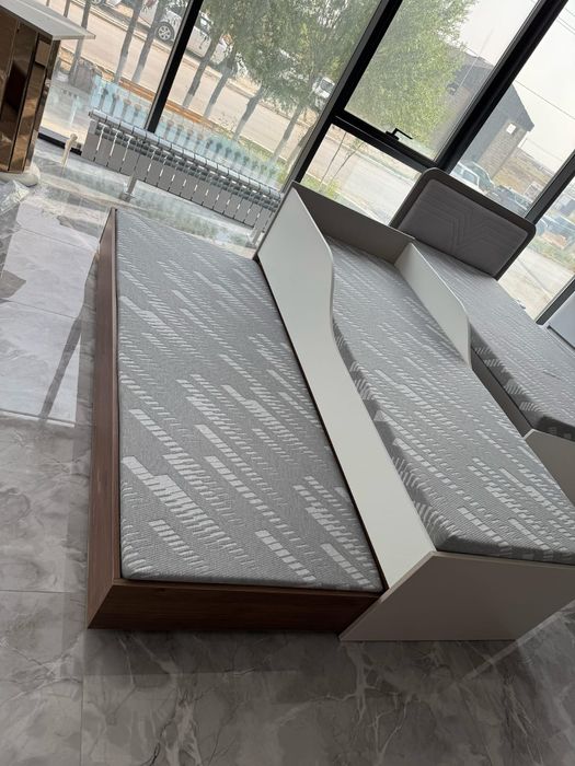 Продам детскую кровать.