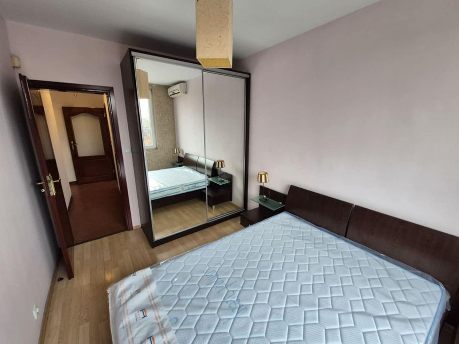 Дава се под наем Тристаен апартамент в София, Стрелбище - 79 кв.м за 900 € - Снимка #6