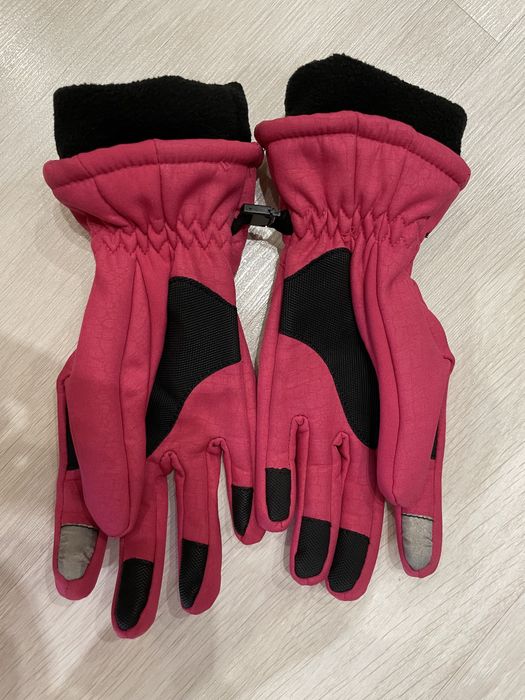 Перчатки лыжные женские